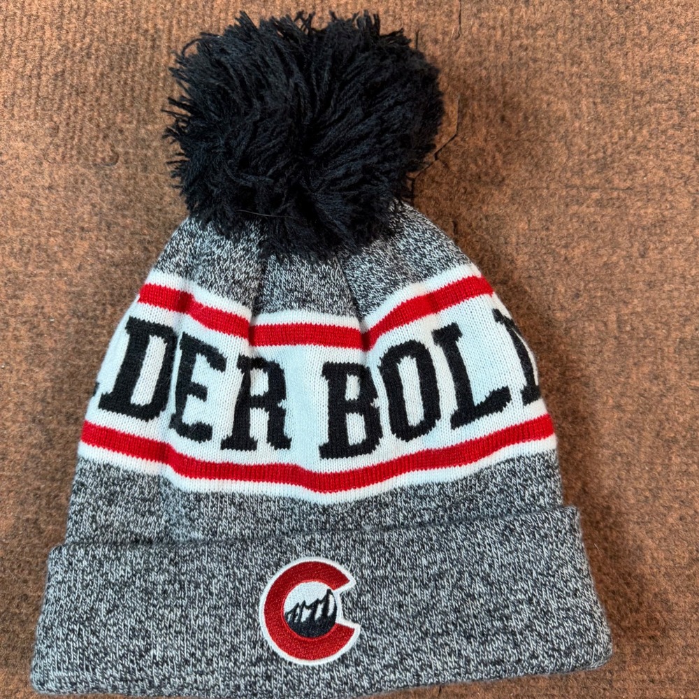 BOCO Gear Boulder Colorado Pom Beanie Hat Fleece Lined Marled Gray Red One Size